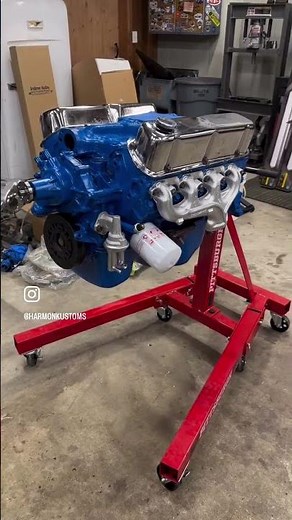 Cleaning up this small block Ford engine #ford #ford302 #enginework #automobile #engine #v8 #302