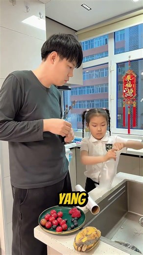 Cara Buka Plastik Buah Yang Bener 😂