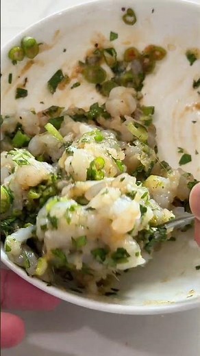 Tried the viral wonton noodle hack with a shrimp twist… and it delivers 🍜