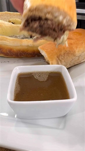 Crockpot French dips 😮‍💨 | Cookinginthemidwest