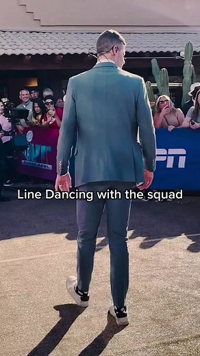 Best Line Dancer Showdown: Pick Your Favorite!