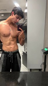 Uribe Ibarraa profile search - find Uribe___o videos