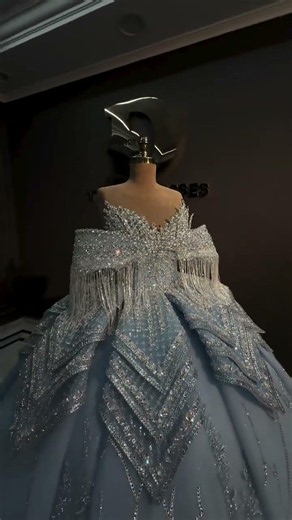 2 beautiful princess queen cara dress collection