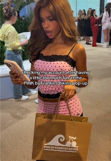 The number of new things you bought only has to make sense to you btw. 💖 @Zoe Alexondra #PINKByFrankies #shopping #la #popup