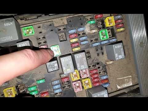 2008 GMC Sierra Starter Relay & Fuse, Fuel Pump Relay & Fuse Location
