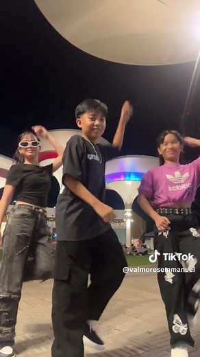 Funny TikTok Videos Featuring Dan Howard Forte, Scarlett Astrid, and Misha