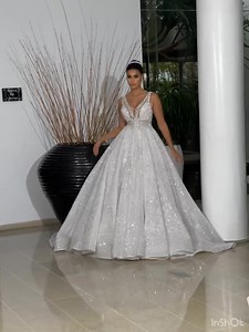 9.6K views · 54 reactions | Forfait 1900 dt : collection 2024 : Robe + makeup by équipe + coiffure Offre Valable 23 Juillet au 04 Aout 2024 Disponible : La Goulette Casino 20340956 Montfleury Tunis 25508391 Carthage Salambo 71978620-98709000 | violette | Facebook