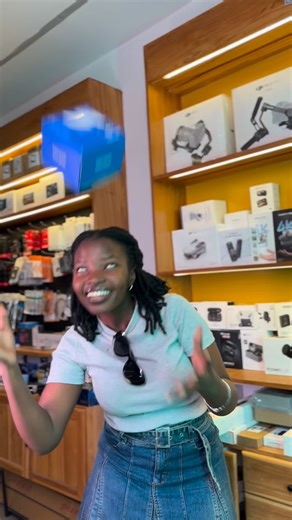 CAMERA & PHOTOGRAPHY EQUIPMENTS STORE | Neeweer Smarphone Filter kit✅ Highlights⬇️ • Enhance Mobile Images/Videos • Clip Fits over Phone Lens • Padded Clip for Phones up to 0.5”... | Instagram