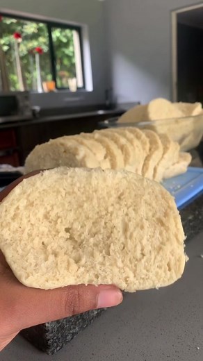 uJeqe / steamed bread🤌🏽 #steamedbread #ujeqe #ujeqe_ohambayo😂😂 #idombolo #ukudlakwesintu #traditionalfood #safoodie #safoodies #cookwithme