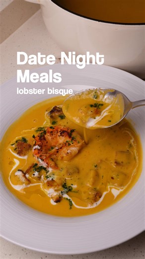 Delicious Lobster Bisque Recipe with Smart Kitchen Hacks