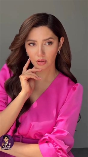 Mahira Khan latest Dress Design 💕 #mahirakhan #shorts #wedding #youtubeshorts #song #viralvideo