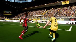 89K views · 2K reactions | La tecnología HyperMotion de FIFA 22 desbloquea: ⚽️ Movimiento auténtico de todo el equipo ⚽️ Flujo de aprendizaje automático ⚽️ Batallas aéreas cinéticas Marca los mejores goles cuando FIFA 22 llegue a PS4 y PS5 el 1 de octubre: https://play.st/3i7iTAl | PlayStation | Facebook