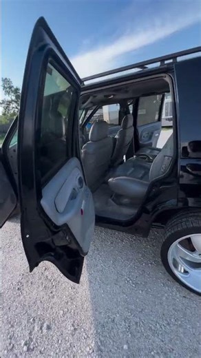 Chevy Silverado interior restoration #chevytrucks #chevypickup #obs