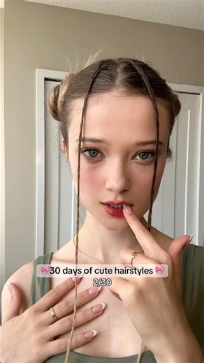 Cutest slick back space buns (30 days of cute hairstyles 2/30) #spacebuns #slickback #hairinspo