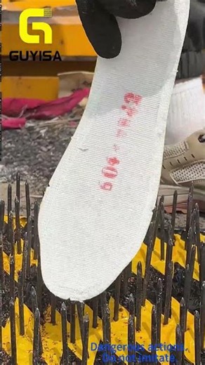 Extreme test: Nothing can break our steel toe shoes #workshoes #guyisa #safetyshoes #construction