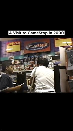 It's Y2K, and a trip to the mall GameStop is the best part of the day. #segadreamcast #dreamcast #PlayStation #n64 #nintendo64 #retrogames #retrogaming #Diablo #nostalgia #gaming #2000s #gamestop | My Retro Life