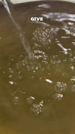 Homemade ginger ale with real ginger 🫚 | Cecil C Stevenson