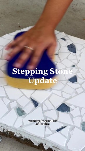 Replying to @Kim halfway done!! We recently decided to move to a new home rather than renew our current lease, so I’ll need to find a new spot for these stepping stones #diyproject #outdoordecorating #mosaicsteppingstone #mosaicproject #diysteppingstones
