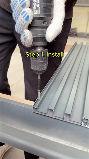 Testing Insulated Aluminum Panels for Roofing