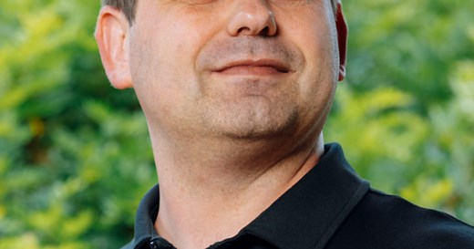 DeepL, considerado o melhor tradutor do mundo, lança assistente de escrita com IA em português; veja