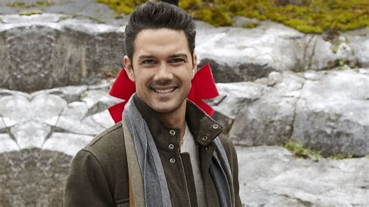 General Hospital star Ryan Paevey is a surfer of the Caribbean as he promotes new movie project and love of exploring