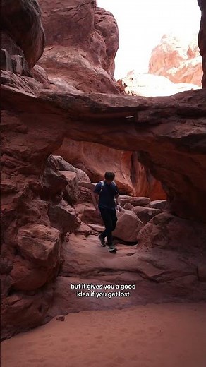How to Hike Fiery Furnace: Arches National Park #travel #utah #nationalparks #moabutah #archesutah