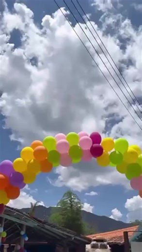 Vida Estudiantil COBAEJ Talpa ✨🎒 Así se vivió nuestra Pool Party – Día del Estudiante 2025, un evento lleno de alegría, música, juegos y sana convivencia, que refleja el espíritu y la energía de nuestra comunidad estudiantil. 💦 Estas experiencias fortalecen la integración, el compañerismo, los valores y el sentido de pertenencia que caracterizan la vida estudiantil en COBAEJ Talpa. Aquí no solo formamos académicamente, creamos experiencias que dejan huella y construyen proyectos de vida. 📍 CO