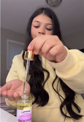 thank you scentnity for the body oil ! I am in love with the smell of this 🥹!! | #gifted #bodyoil