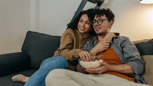 Cuál es el drama mexicano con un romance que tiene un gran misterio detrás y es lo más visto de Netflix