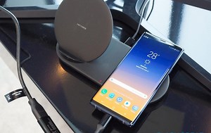 Samsung's Duo Wireless Charger Will Probably Beat Apple AirPower To Shelves: Here's Why - SlashGear