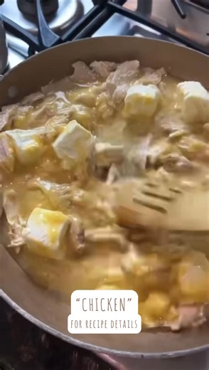 🚨 DROP EVERYTHING! 🚨 This Crack Chicken Casserole is cheesy, creamy, bacon-packed comfort food that will have everyone racing to the table. 🐔🧀🥓 One bite and you’ll see why it’s called “crack” chicken—because you just can’t stop at one serving! The ultimate busy-night dinner that feels like a guilty pleasure (but takes almost no effort 🙌). “Recipe” for full printable guide! | Crazy Busy Mama