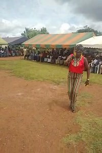 28K views · 431 reactions | Bonjour mes amours. Je partage avec vous ma prestation d'hier à l'intronisation du Roi du Moronou. Merci à tous et bon week-end. Pour vos spectacles =» 51534084 | Ama Hélène | Facebook