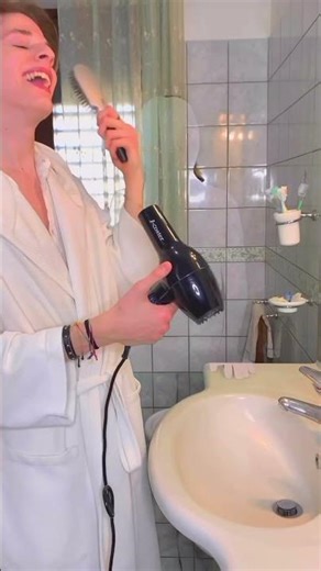 TUTORIAL Prank invisible👈🏼 #TREND 👀😂 #trend #magic #tutorial #backstage #creative #lol #shorts