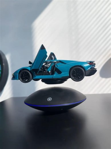 This floating Lamborghini is the centerpiece of my desktop wallpaper