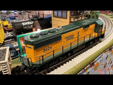 Unboxing & Testing a Used MTH Railking Diesel C&NW SD-60 w Protosound 1