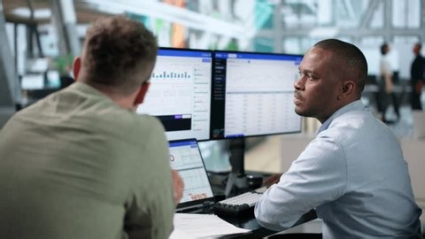 clip-4185428419-devops-engineer-reviews-continuous-delivery-pipeline-status