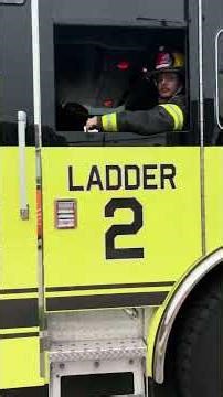 Norwood Fire Company Ladder 2 Responding 4-18-26