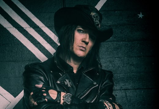 THE 69 EYES Singer JYRKI 69 Teams Up With With STEVE STEVENS On Cover Of JEFFERSON AIRPLANE's 'White Rabbit'