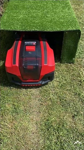 Entrance to the garage from the grass lawn mower-work(Charlie)Einhell FREELEXO CAM 500