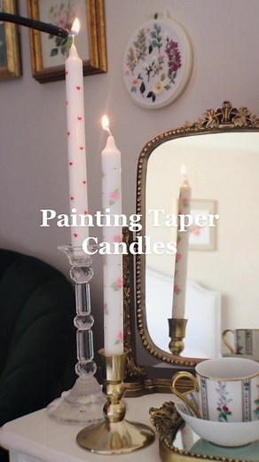 My new favorite hobby 🕯️🥰 I’m using non-toxic acrylic paint and cleaning the candles with rubbing alcohol before painting. ✨ #tapercandles #paintedcandles #valentinesday #valentinesdecor