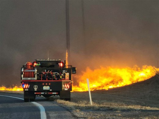 Wildfires cause evacuations, impact traffic across the Texas Panhandle, Oklahoma, Kansas