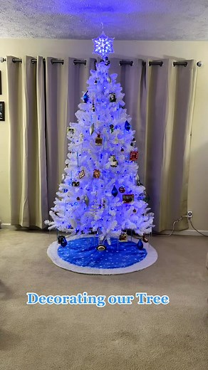 Time lapse of decorating our tree. #TimeLapse #ChristmasTree #ChristmasTreeDecorating #WhiteTree #BlueLights @ganggrnanarchy @jaydenmania
