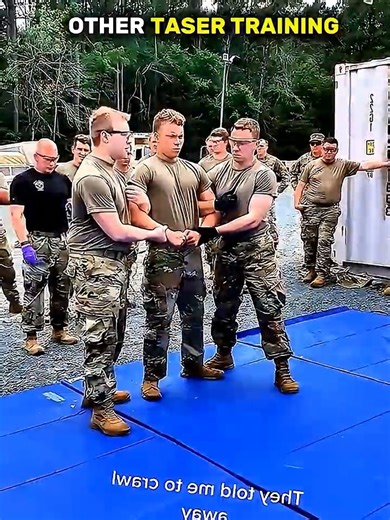 Normal reaction VS King of taser training...#reaction #viralvideo