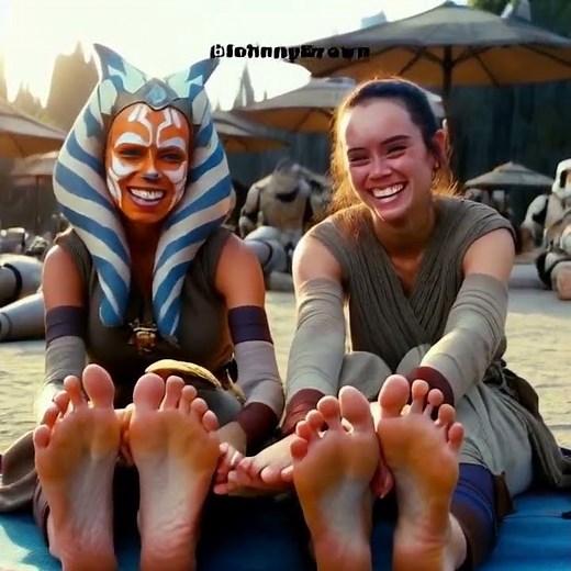 Daisy Ridley Soles - Starwars #feet #slave