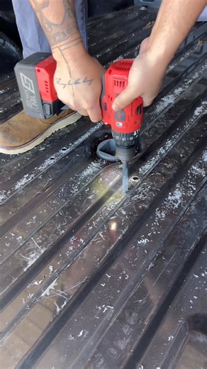 Xtreme Rpm on Instagram: "Gooseneck prep for this Ford Dually! #fordf350 #forddually #gooseneck #truckaccessories #rgv"