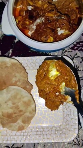 Paneer Masala & Puri 😍 #trendingsong #trending#food #foodie#viral #shorts #shortsfeed #homemade #fyp