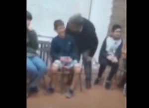 “¿Vos sos piola? Yo soy peor que vos”: el violento trato de un docente con sus alumnos que quedó registrado en un video