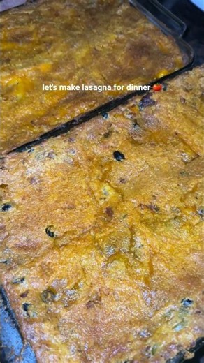 Vegan Lasagna for dinner because it's my favourite dish! w homemade vegan cheese #lasagna