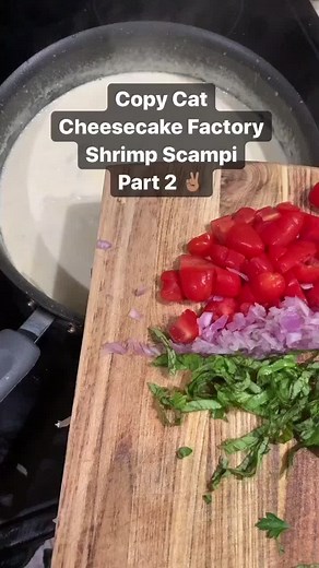 Delicious Copycat Cheesecake Factory Shrimp Scampi Recipe