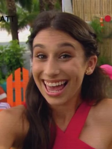 Gigi Rueda: The Iconic Every Witch Way Star | Beachside 7 Update